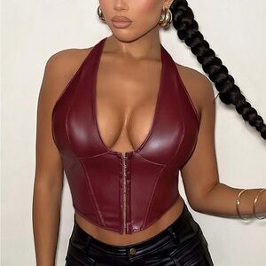 SHEIN Deep Red Halter Crop Top